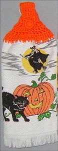 Halloween kitchen hand towel with black cats